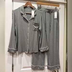 Women's Bamboo Stretch-Knit Long Sleeve Pajama Set in Grey